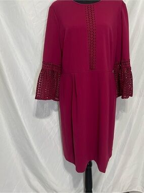 Ivanka Trump Women's Maroon Lace-Trim Shift Dress. Size 14. Pre-owned.